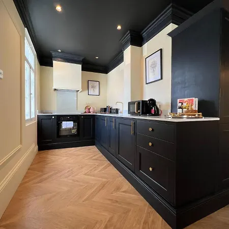 Stay In Style Opposite Windsor Castle & Free Parking Buitenkant foto